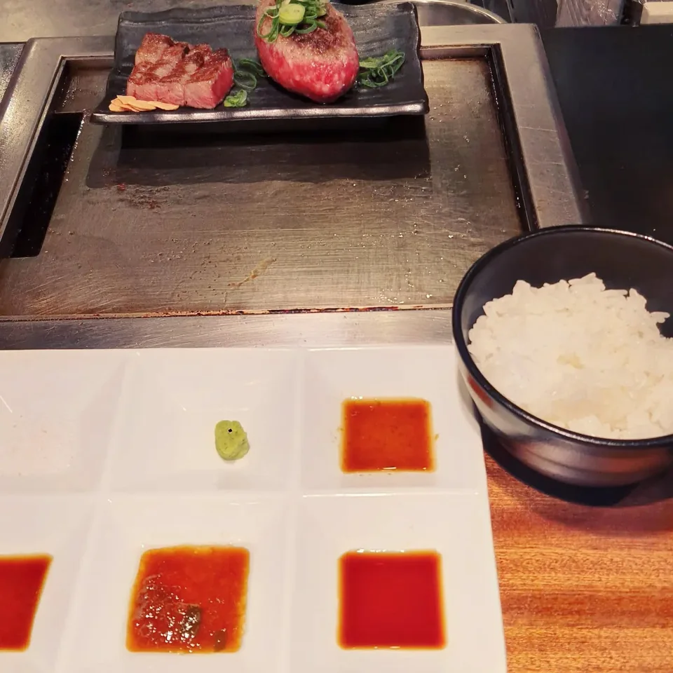 和牛與漢堡肉套餐,原貼文第 4 張照片